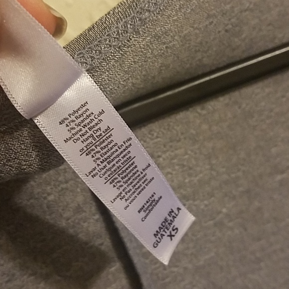 Gray perfect tee - Picture 4 of 4